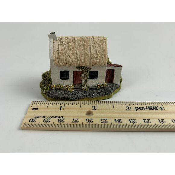 Lilliput Lane Donegal Cottage 1987 Irish Collection Retired Figurine - Picture 7 of 9